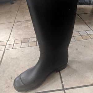 Rain boots
